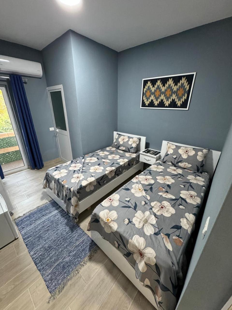 Bujtina E Qilimave Hotel Zogaji Eksteriør billede